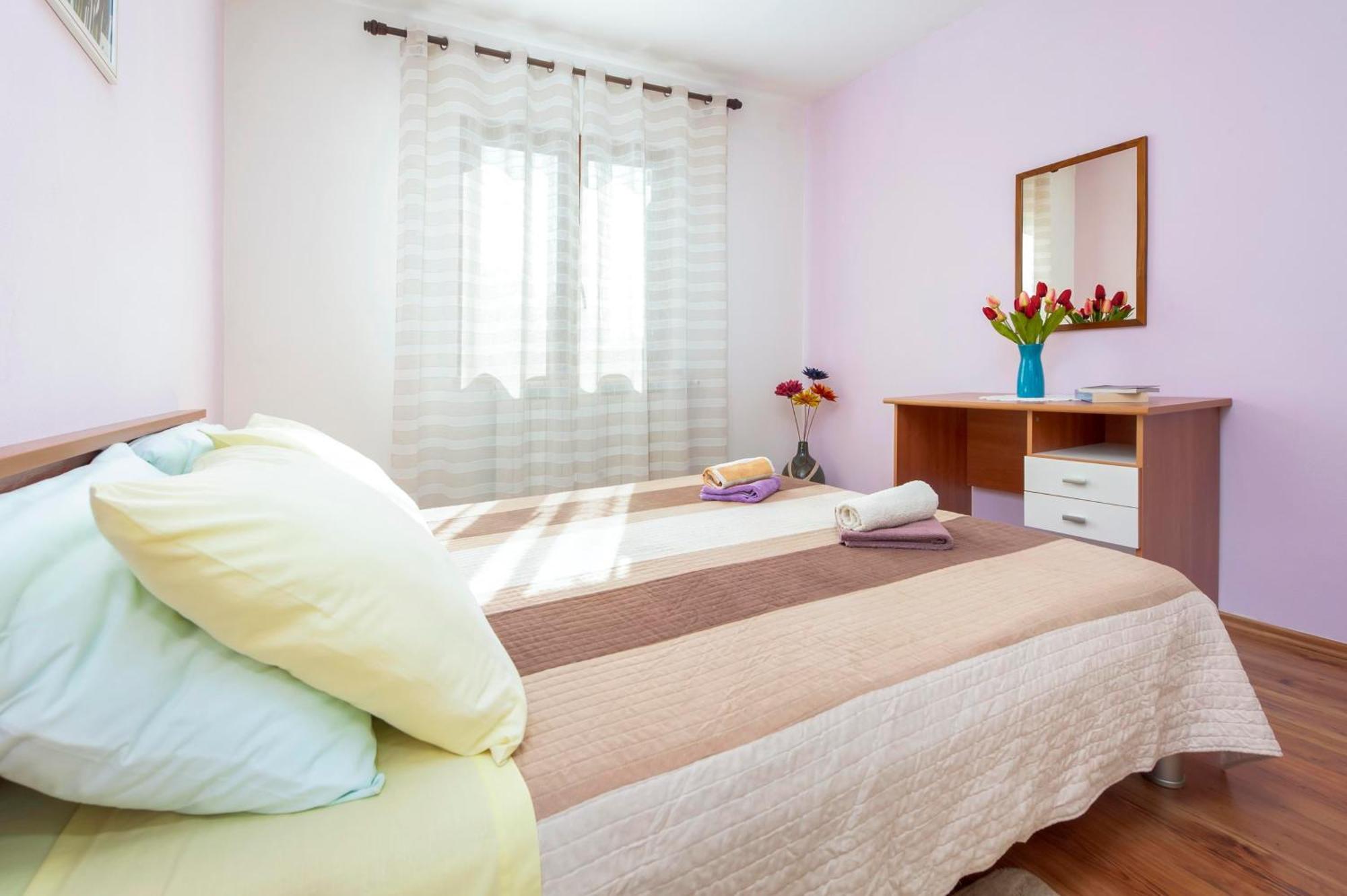 Apartments Adria ロヴィニ 部屋 写真